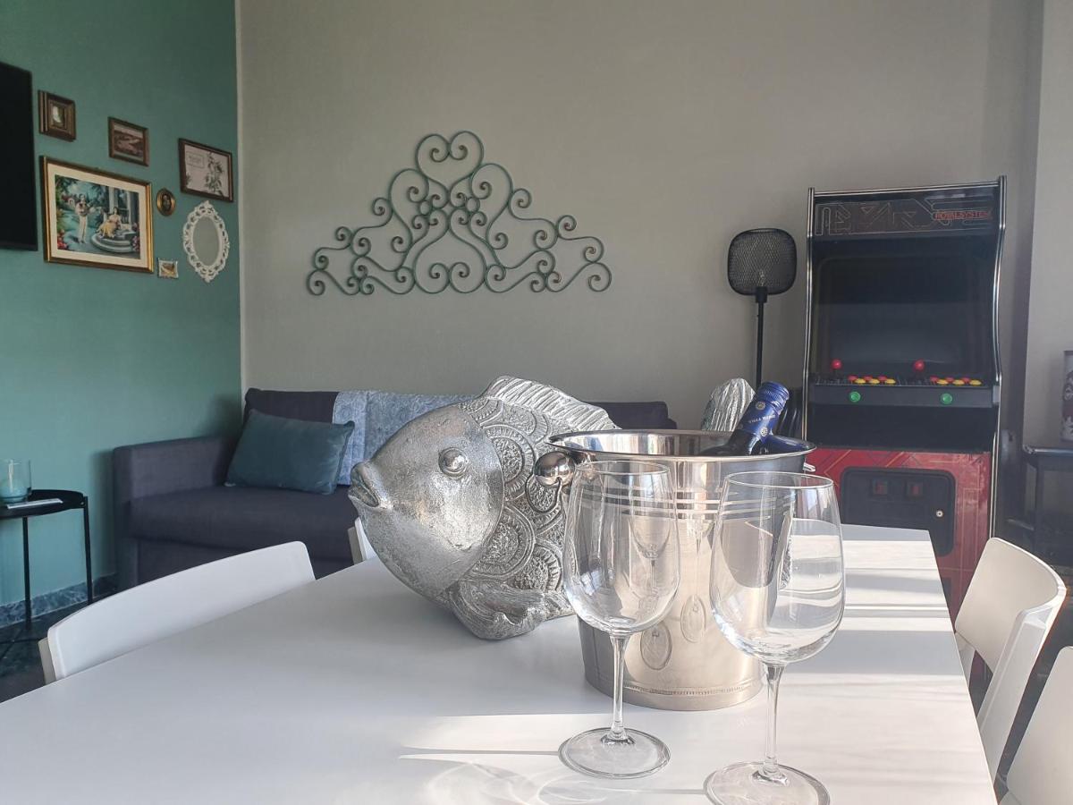 Molo - Residenza Con Accesso Diretto Al Lago Lazise Eksteriør billede