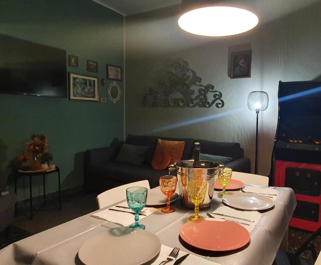 Molo - Residenza Con Accesso Diretto Al Lago Lazise Eksteriør billede